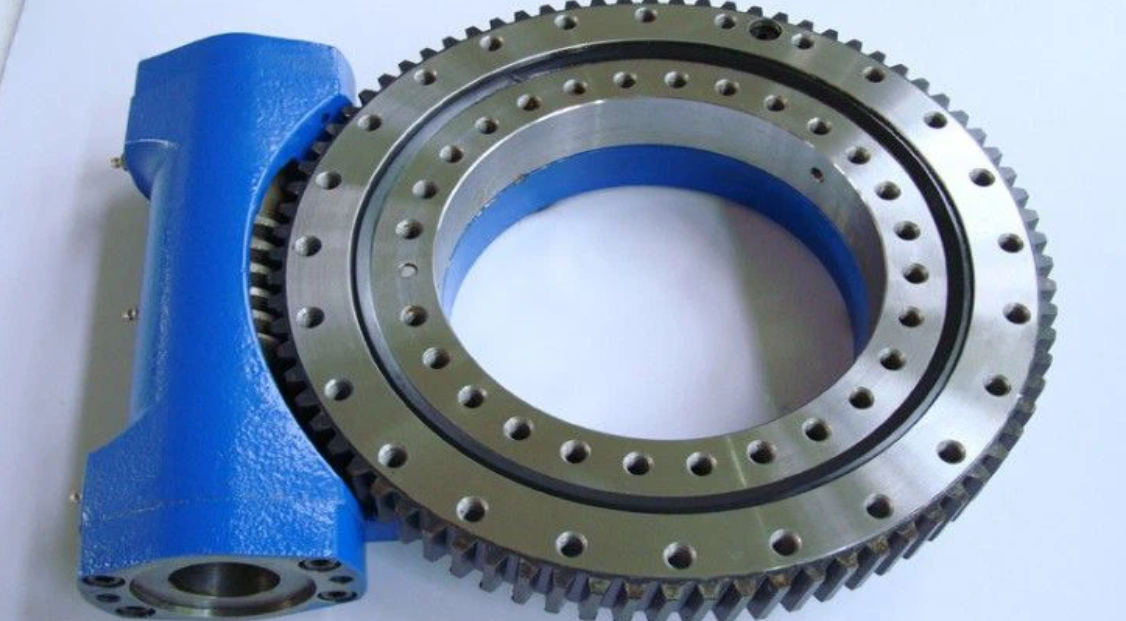 Characteristics and Applications of Open Slew Drive