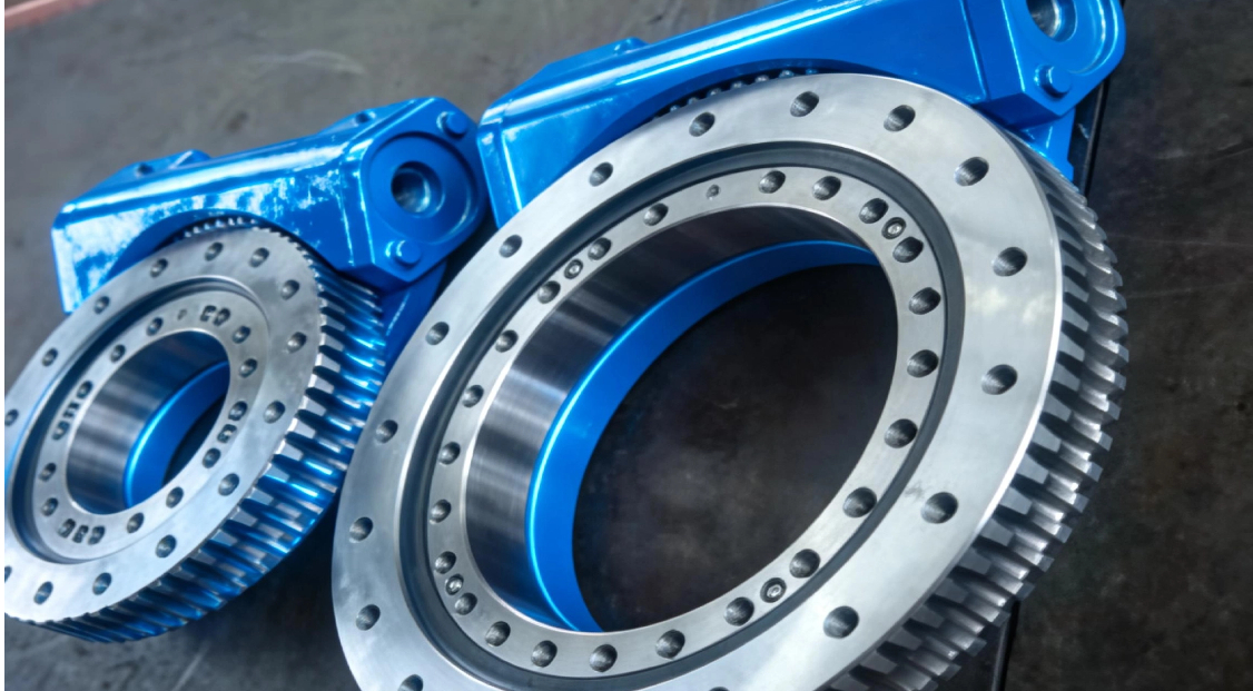 Influence of rotational inertia on the slew drive transmission performance