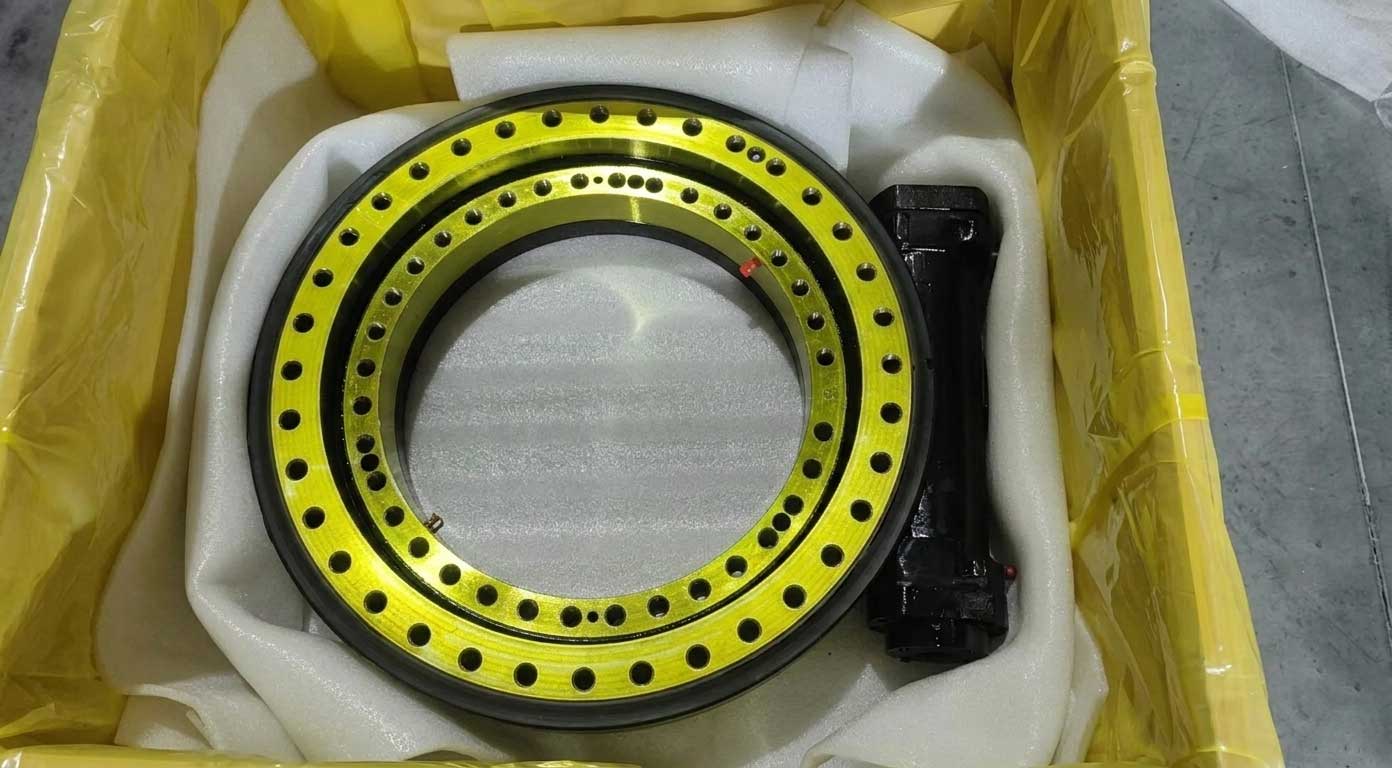 LyraDrive SEA21-125-25HR Slew Drive for Solar Tracking Systems in Arizona